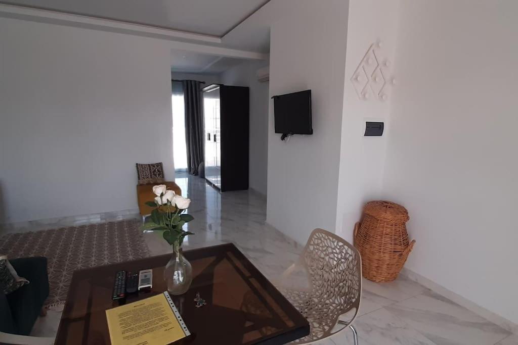 Leo Haute Standing Appartment S1 Center Ville Monastir Exterior foto